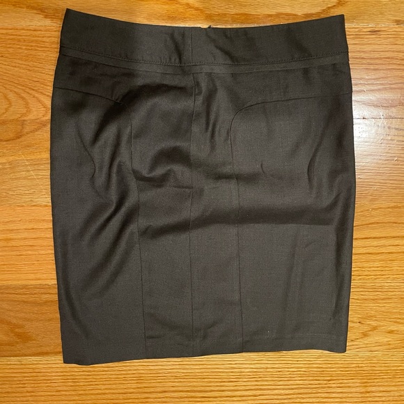 The limited jacket and skirt combo size 4 - Picture 3 of 3